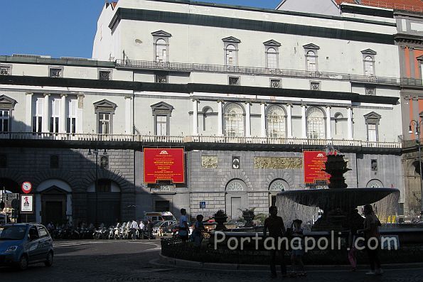Site view of Real Teatro di San Carlo in Naples